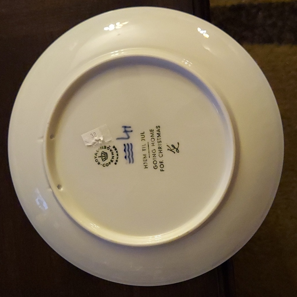 Royal Copenhagen Denmark plate - Picture 4 of 5